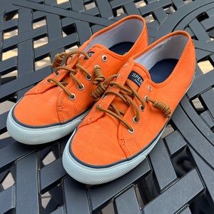 Sperry Sneakers